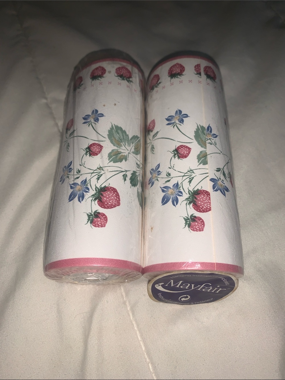 Strawberry Floral wallpaper boarder 2 rolls